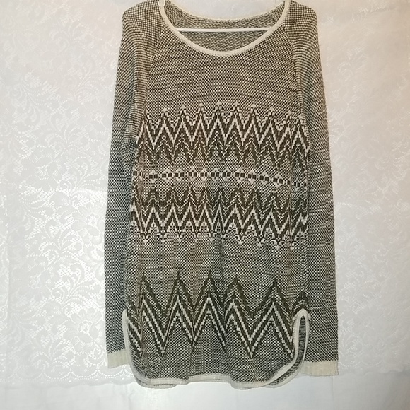 Sweaters - Olive and cream colored sweater
